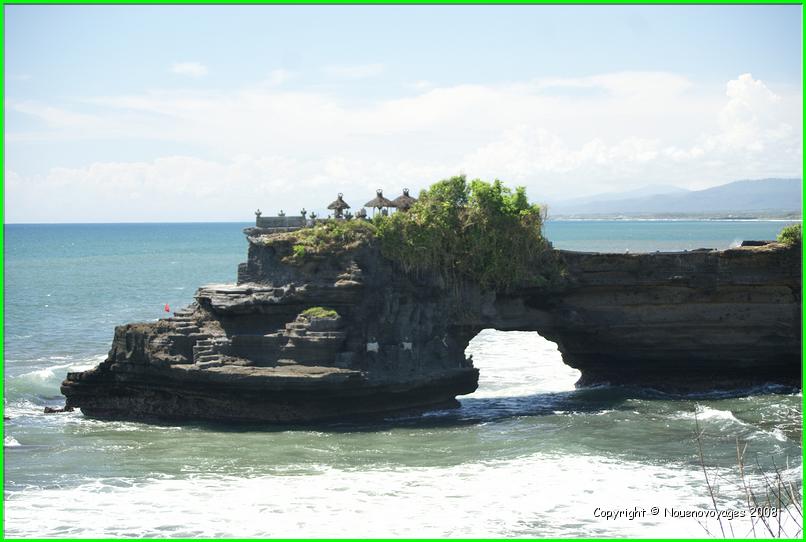 TANAH LOT 
