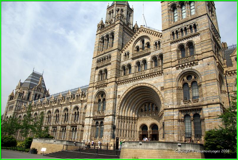 Victoria Albert Museum