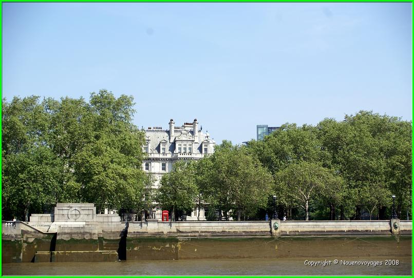 Sur la TAMISE