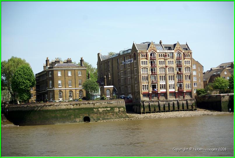 Sur la TAMISE
