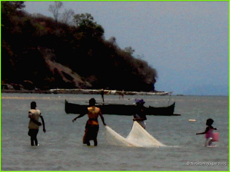 SCENE DE PÊCHE A BELLE VUE
