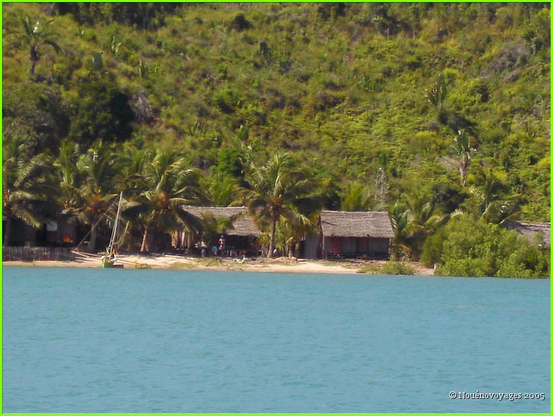 VILLAGE SUR GRANDE TERRE