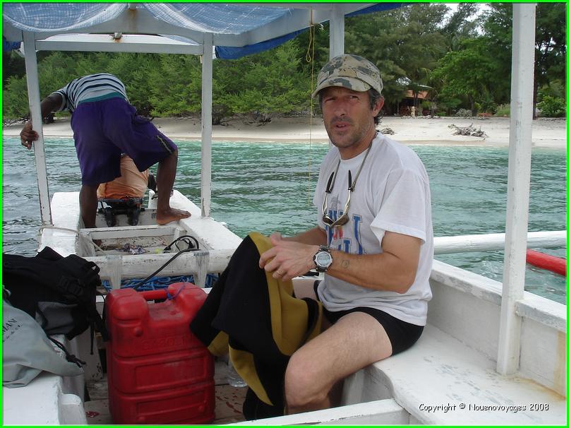 GILI MENO 