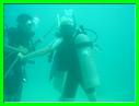 GILI MENO PLONGEE EN MER