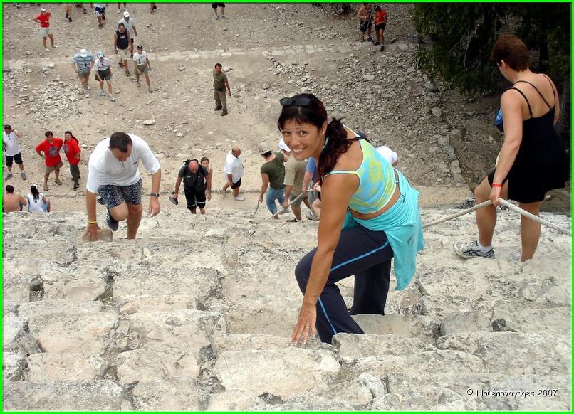 DESCENTE DE LA PYRAMIDE 