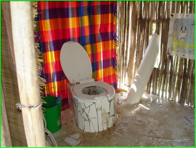 TOILETTE DE PUNTA SOLIMAN 