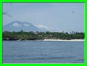 NUSA LEMBONGAN  AVEC BALI en arriere plan 