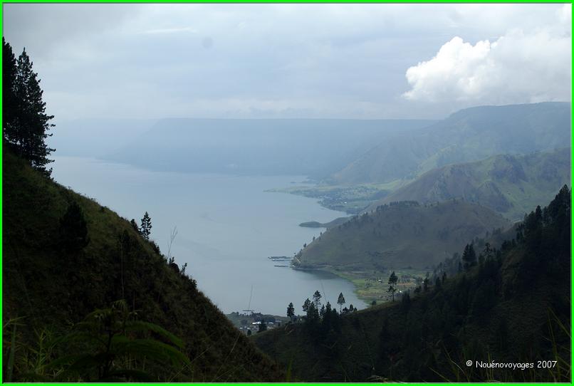 LAC TOBA 