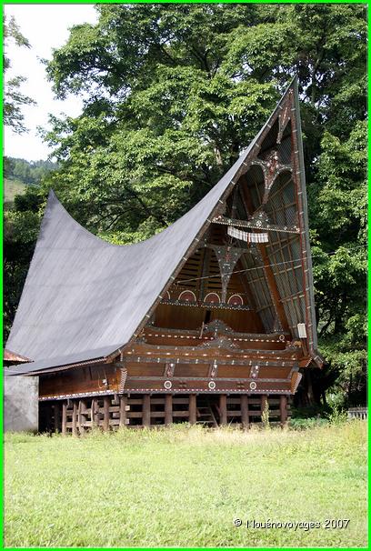 MAISON BATAK