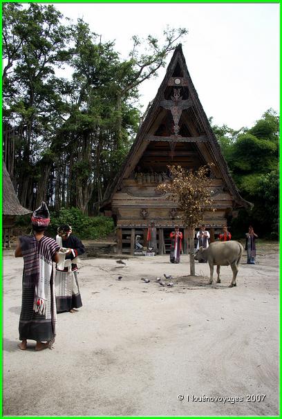 DANSE BATAK 